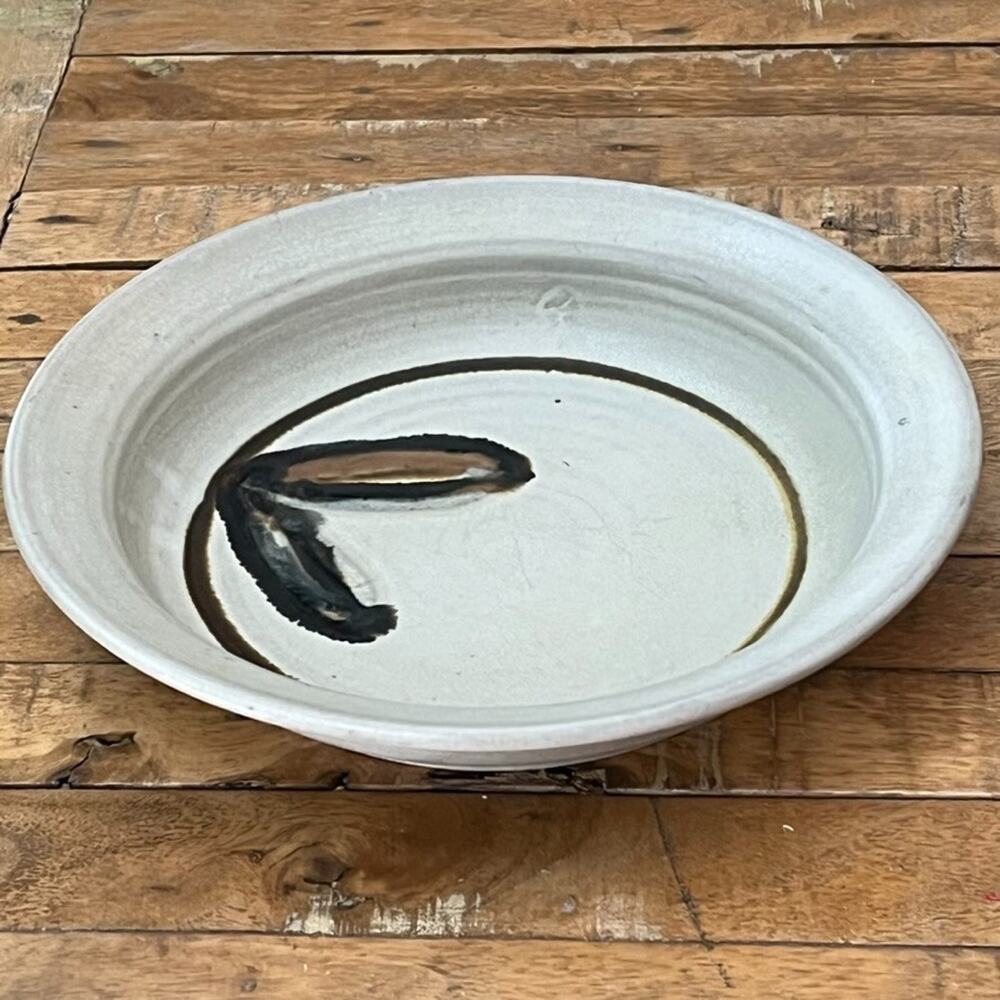 Houston Studio Art Ceramic Bowl 10" Ivory Matte w/ Leaf Design Inside